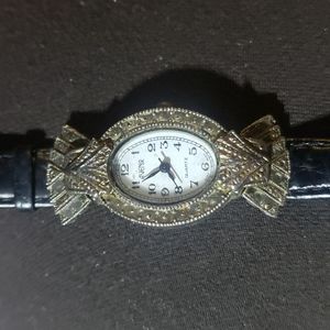 Vintage Avenir watch